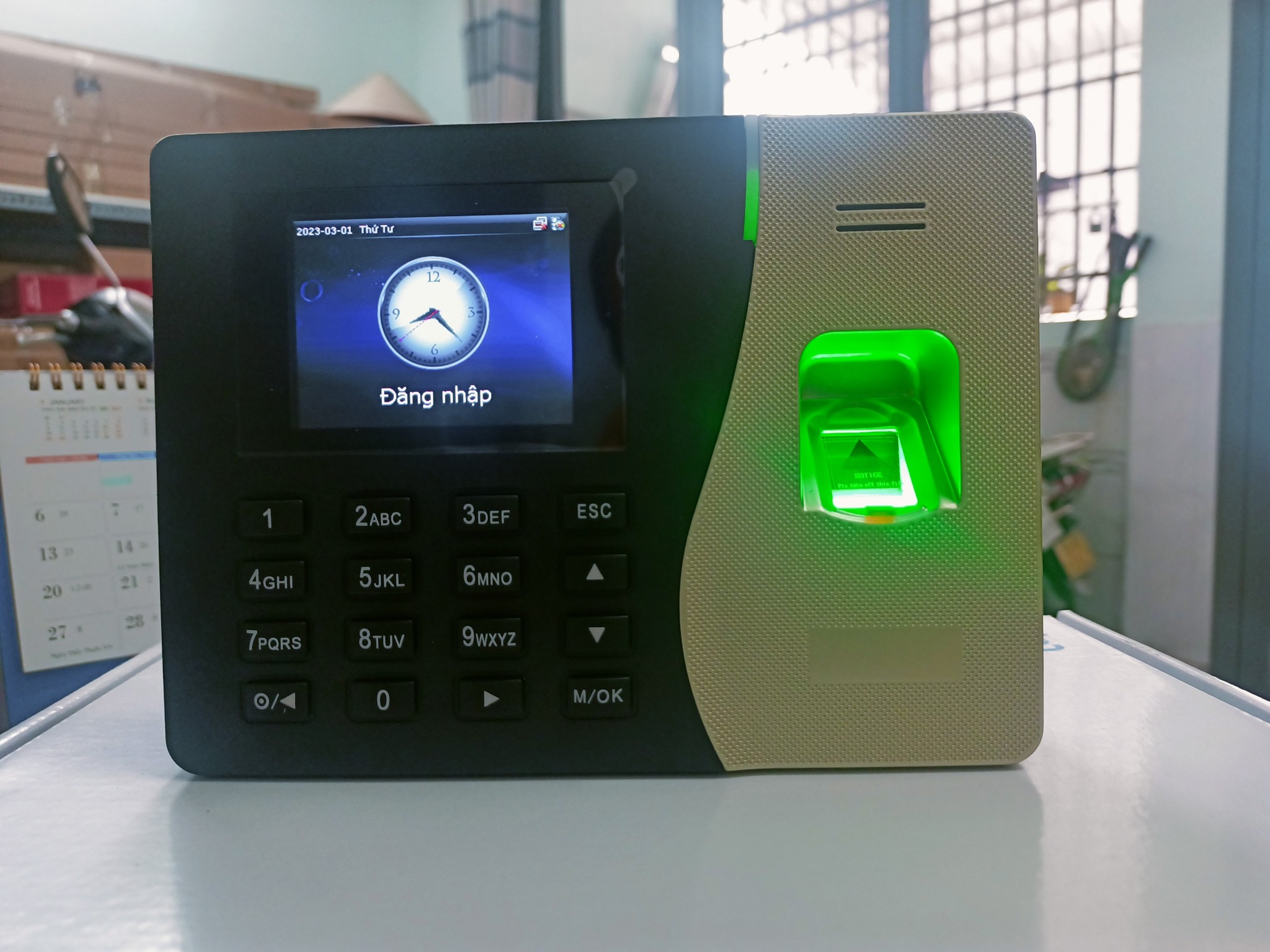 May-cham-cong-van-tay-Ronald-Jack-AC1000-hinh2